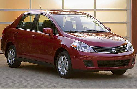 Precio del nissan tiida 2011 peru